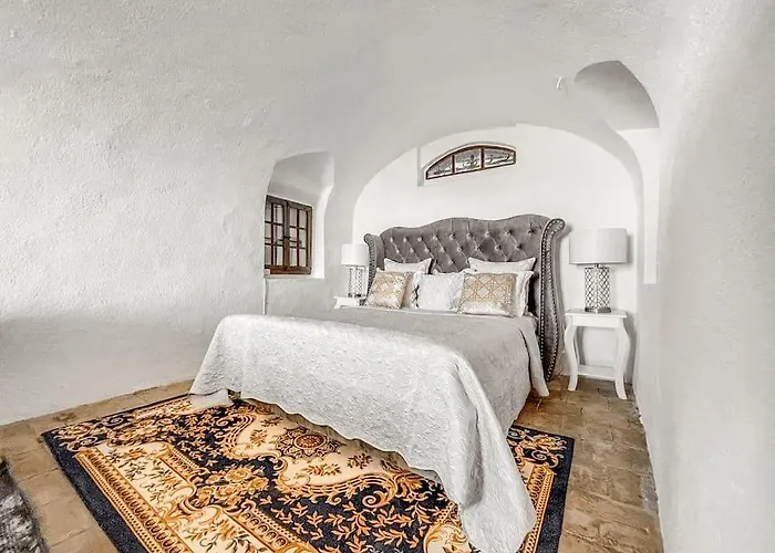 Brilliant In Chateau Du Chatelard