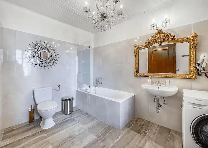 Brilliant In Chateau Du Chatelard