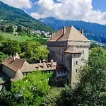 Brilliant In Chateau Du Chatelard * 몽트뢰